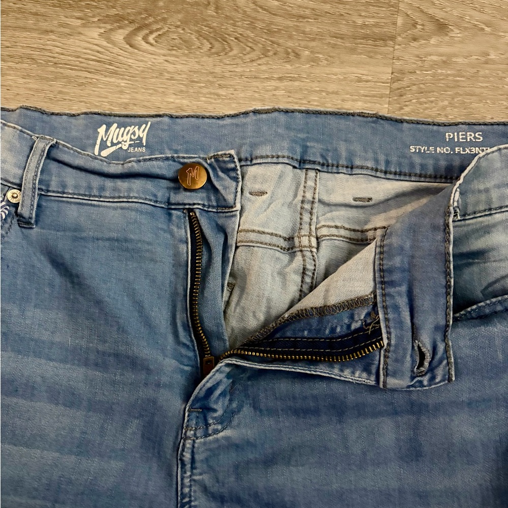 Light Blue Men's Jeans - Picture 3 of 4